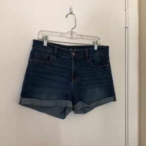 Old Navy denim shorts size 8